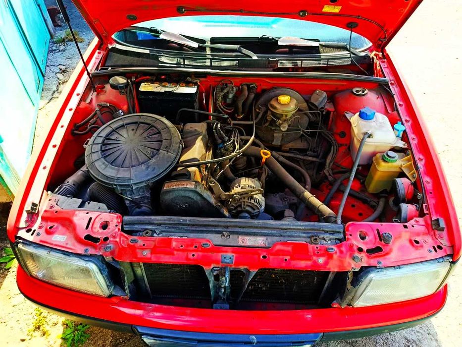 Продам Audi 80 B4 1992г 2.0 mono