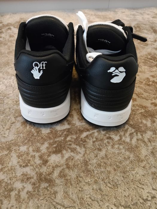 Off-White low, se vând urgent
