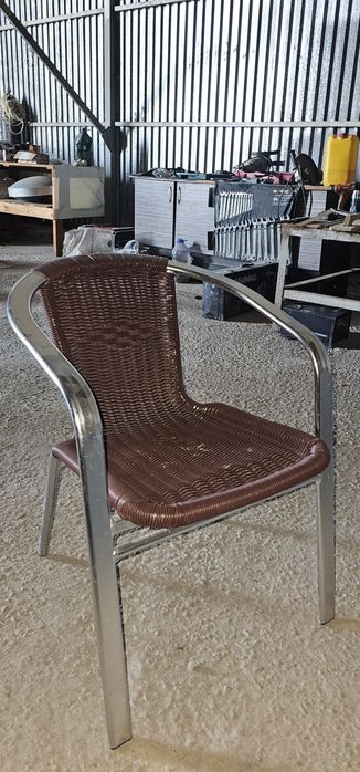 Стол стуля сатылады