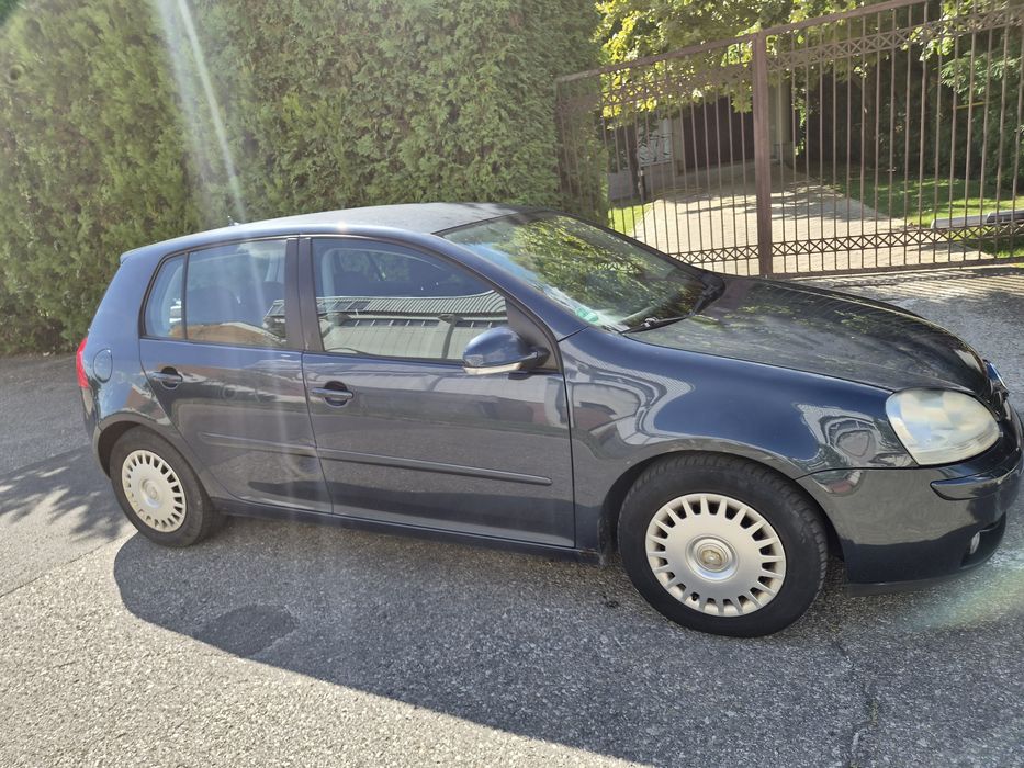 VOLKSWAGEN Golf 5 – 1.9 tdi 105 cp