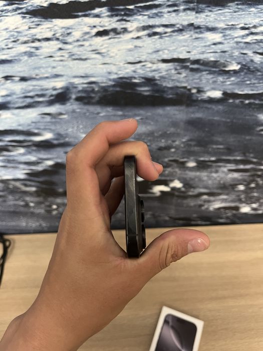 IPhone 16 pro 128 gb гарантия