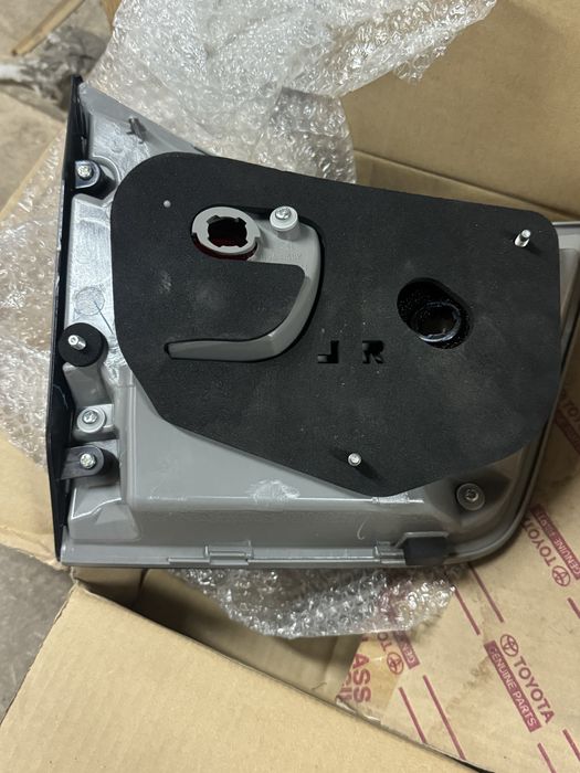 Задние стопы RX330