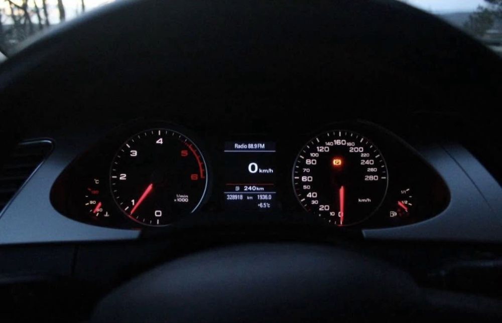 Vând audi a4 b8 2.0 tdi