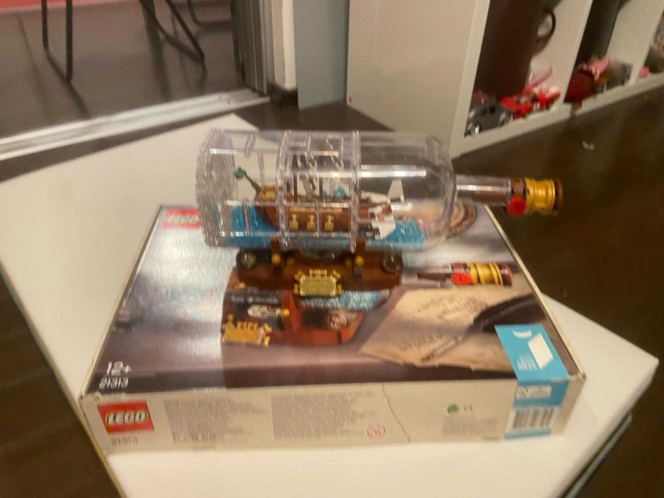 Lego Ideas Corabie in Sticla 21313, setul include si cutia originala