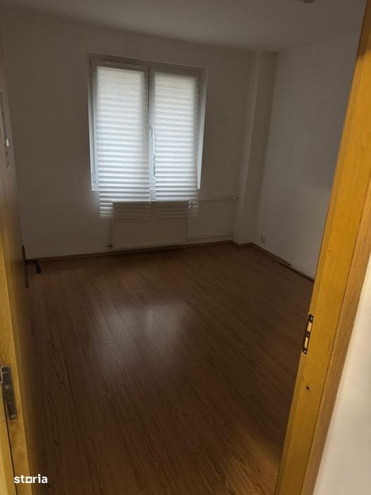 4 Camere | Parter | Nemobilat | Sector 6 | Birou | 90 Mp