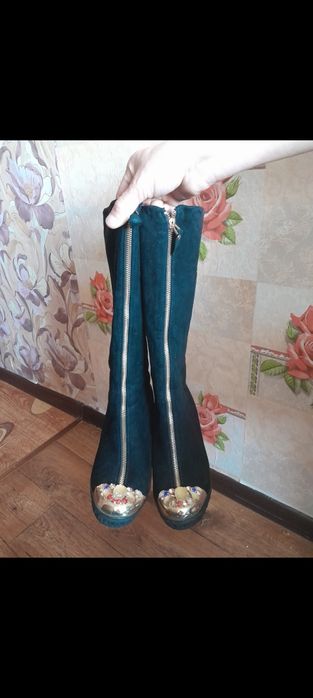 Зимние замшевые сапоги