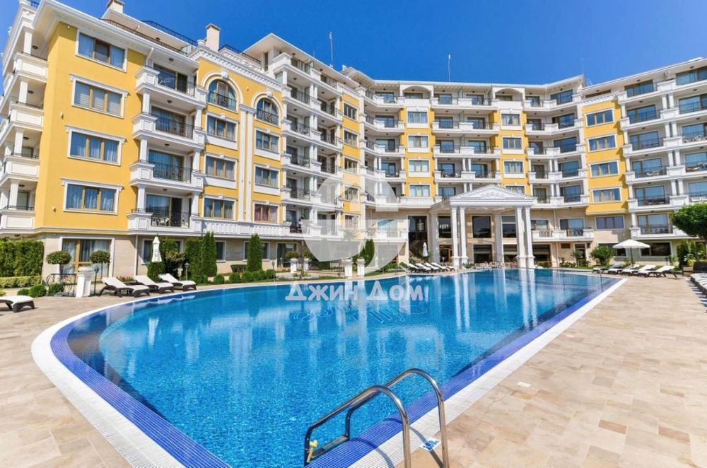 Продава се Двустаен апартамент в Свети Влас - 57 кв.м за 2018 €/кв.м - Снимка #5