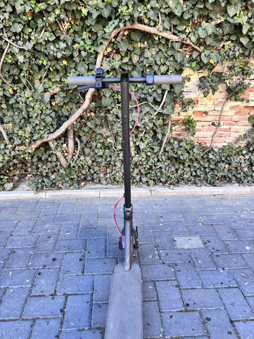 Vand xiaomi 4 stare perfecta 50 km parcursi VAND URGENT