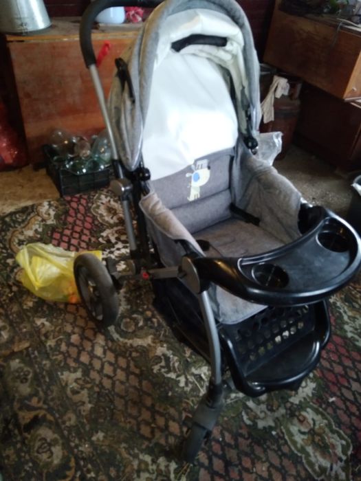 Продам детскую коляску