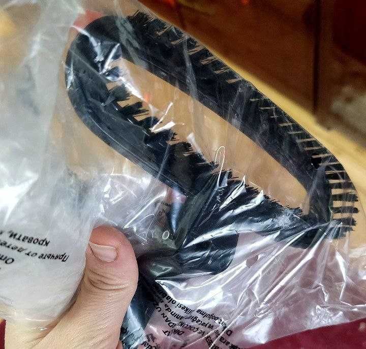 Вертикальный отпариватель . Паровой утюг