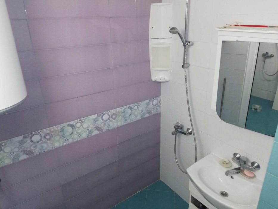 Дава се под наем Тристаен апартамент в Бургас, Център - 110 кв.м за 648.21 € - Снимка #7