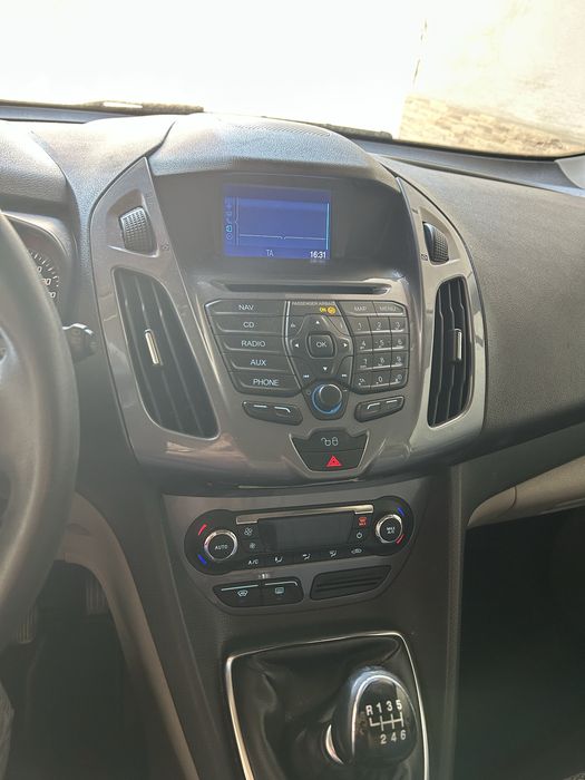 FORD Tourneo 2014 — imagine 5