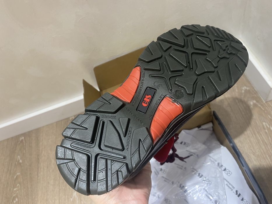 Спецобувь новый 39размер