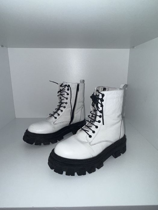 Bocanci de Iarnă din Piele