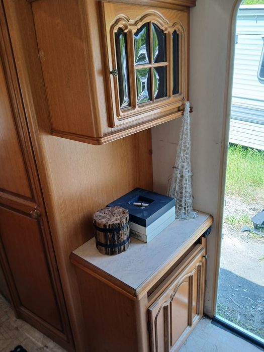 Vând rulotă hobby doua compartimente 4locuri 1996