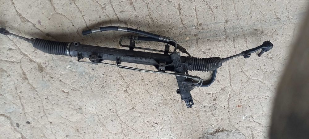 Кормилна рейка за БМВ 3 1  Х1 BMW  E81 E87, E90 E91 E92 E93 E82 E84)