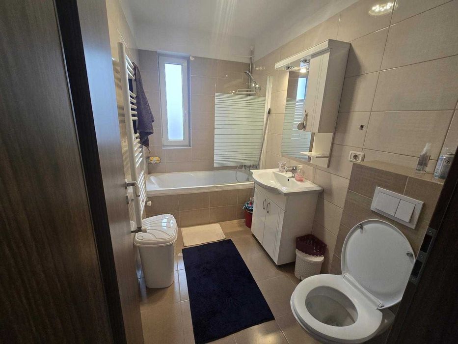 Inchiriez apartament 3 camere Giroc