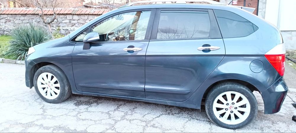 Honda FR-V на Части