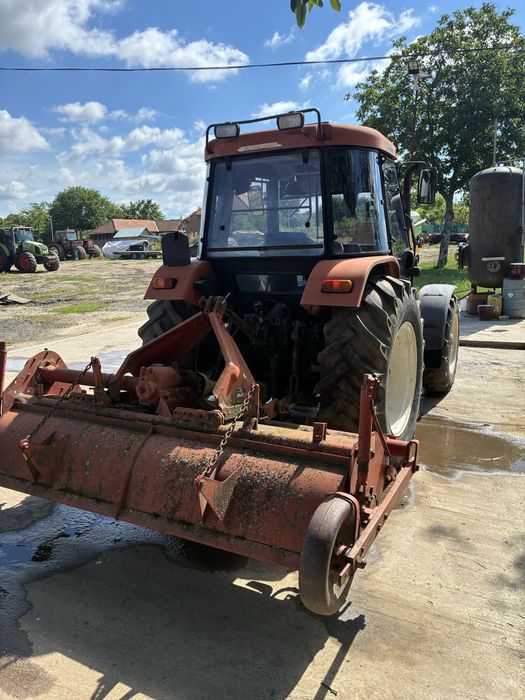 Tractor Armatrac 704t