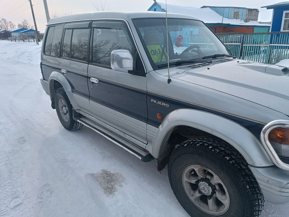 Продам хорошую машину