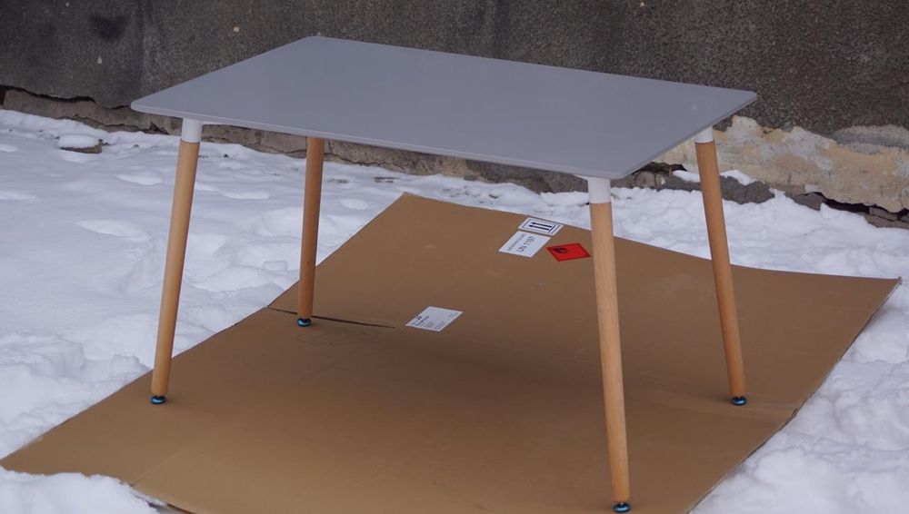 Стол стулья и многое другое