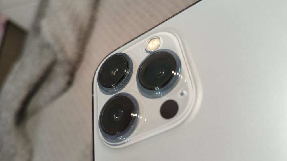 Продам iphone 13 pro max 256Gb