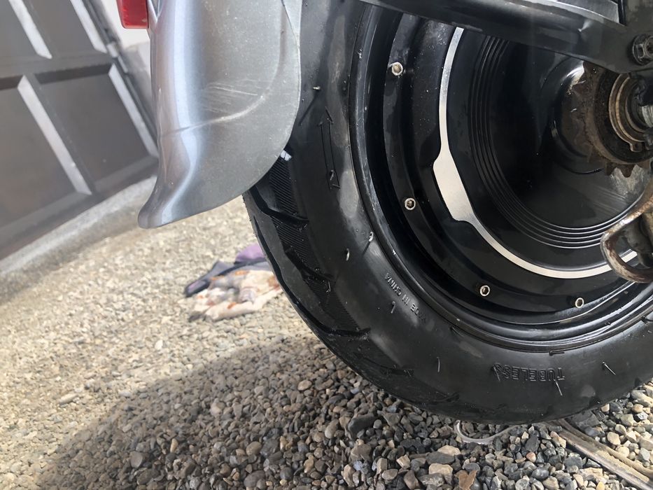 Chontak model yangi holatda toliq zayrat bn 45 50 km yuradi