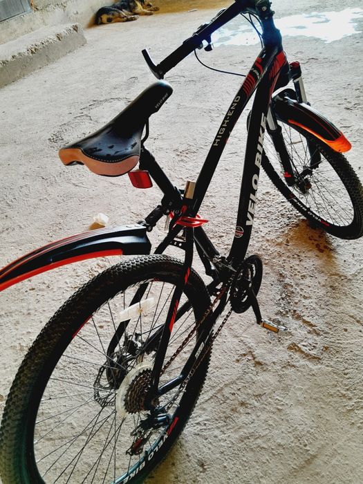 Велик сотилади яхши холатда