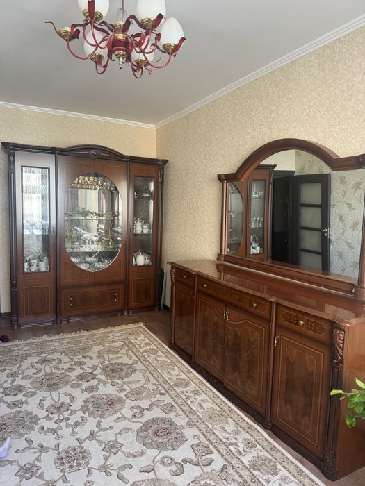 Продается Сервант