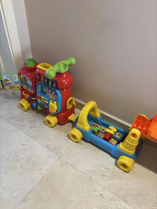 Интерактивно влакче vtech