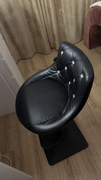 Masuta de machiaj cu comoda