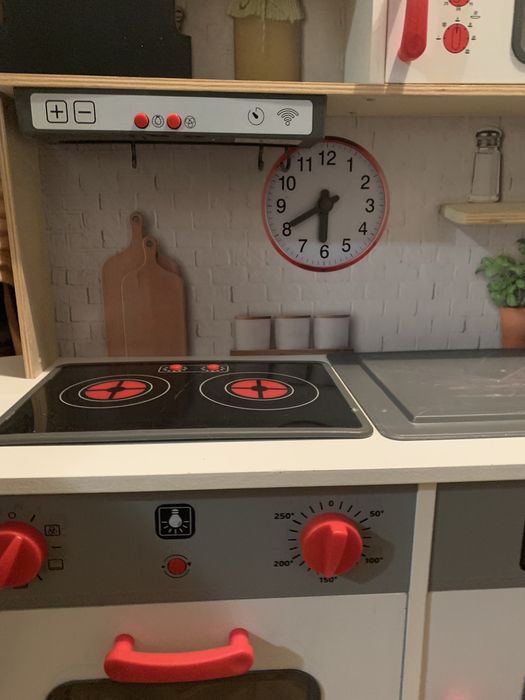 Детска дървена кухня