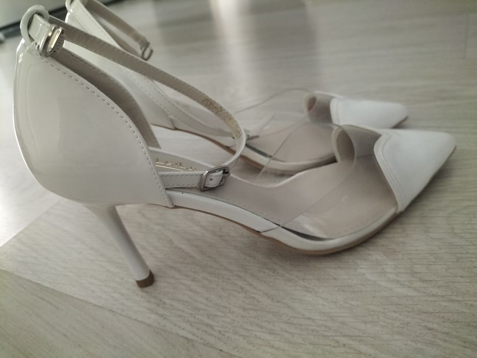 Продам туфли женские !