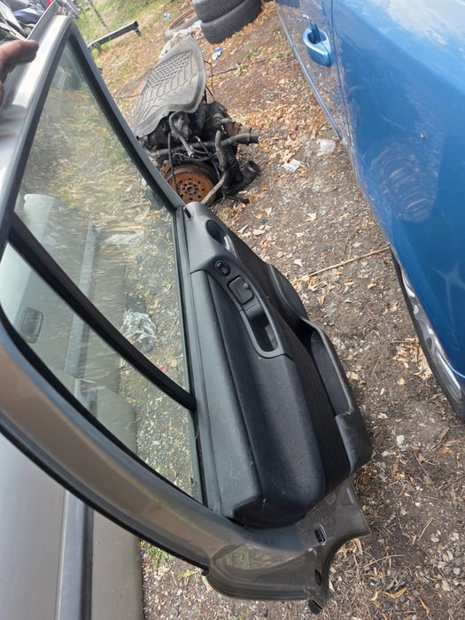 Врати за Opel Zafira A