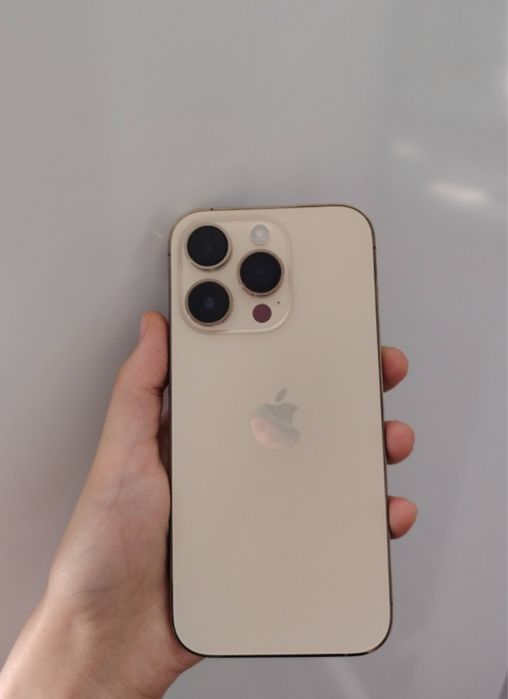 Айфон 14 про золотистый