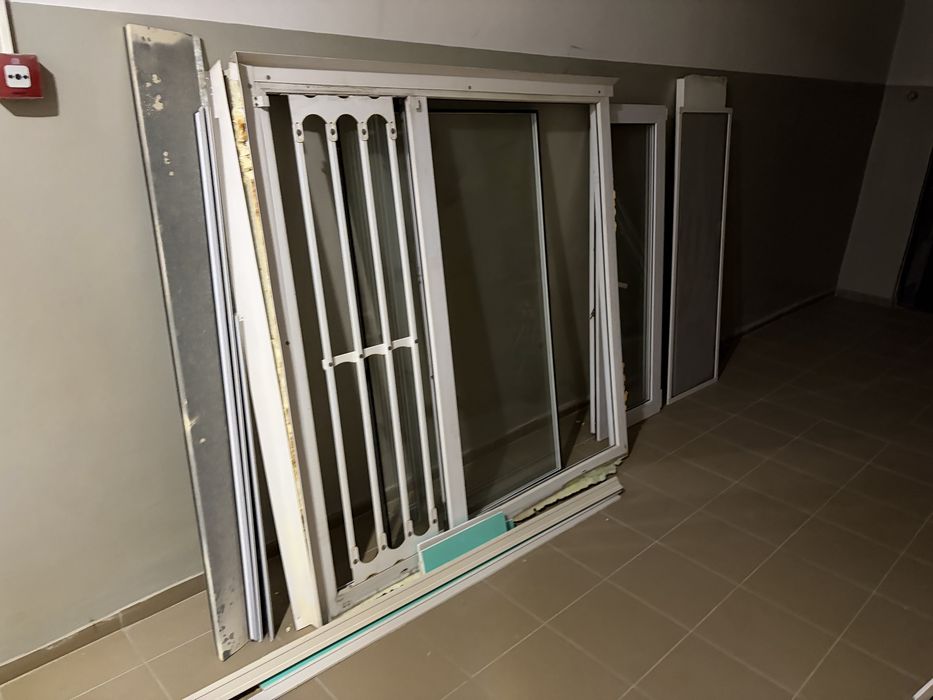Продам пластиковое окно 148х152 Б/У