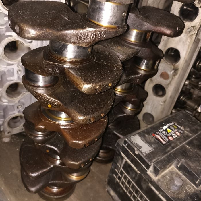 Коленвал на Мерс 124/190