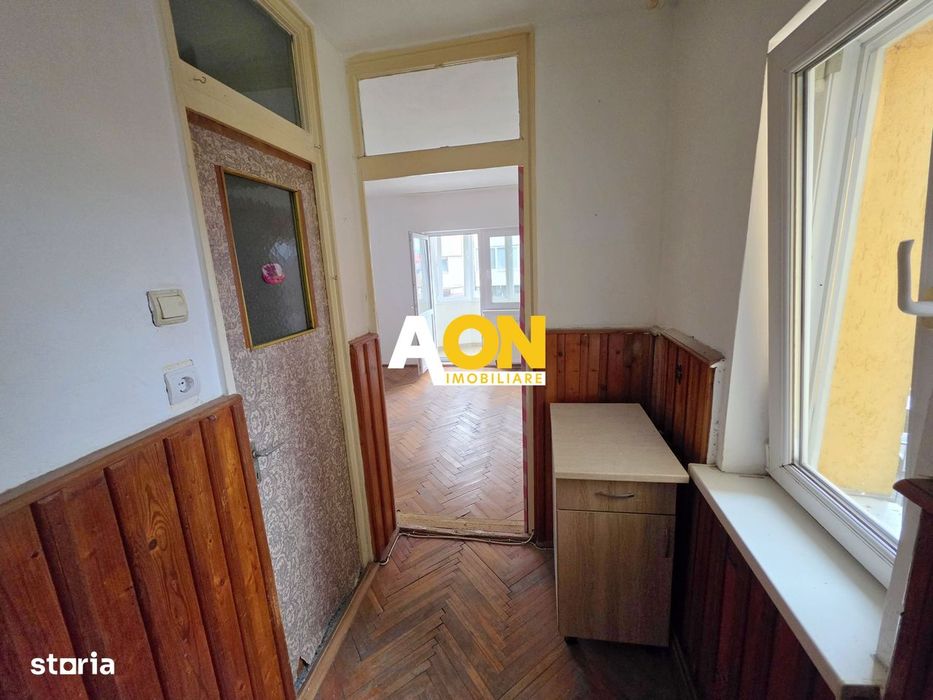 Apartament 2 camere, etaj 1, decomandat, 57 mp utili, 2 balcoane, boxa