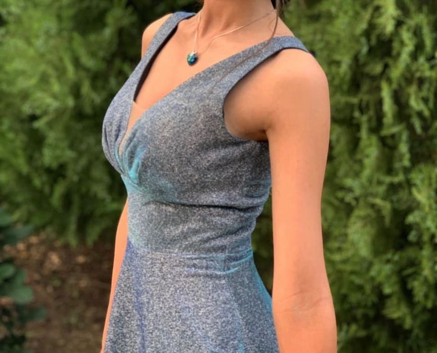 Официална синя рокля