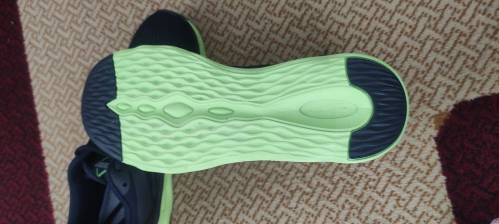 Продаю кросовки.