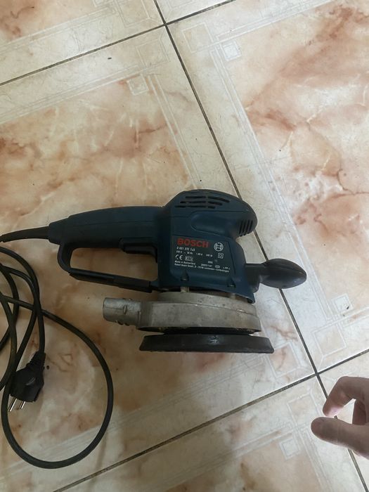 Mașină de șlefuit bosch