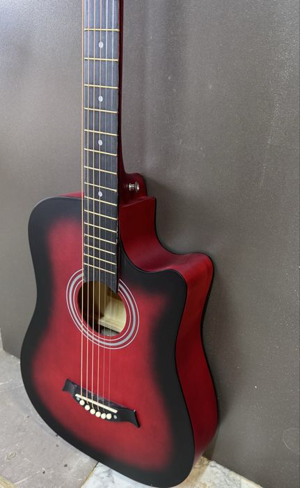 Гитара новая акустическая