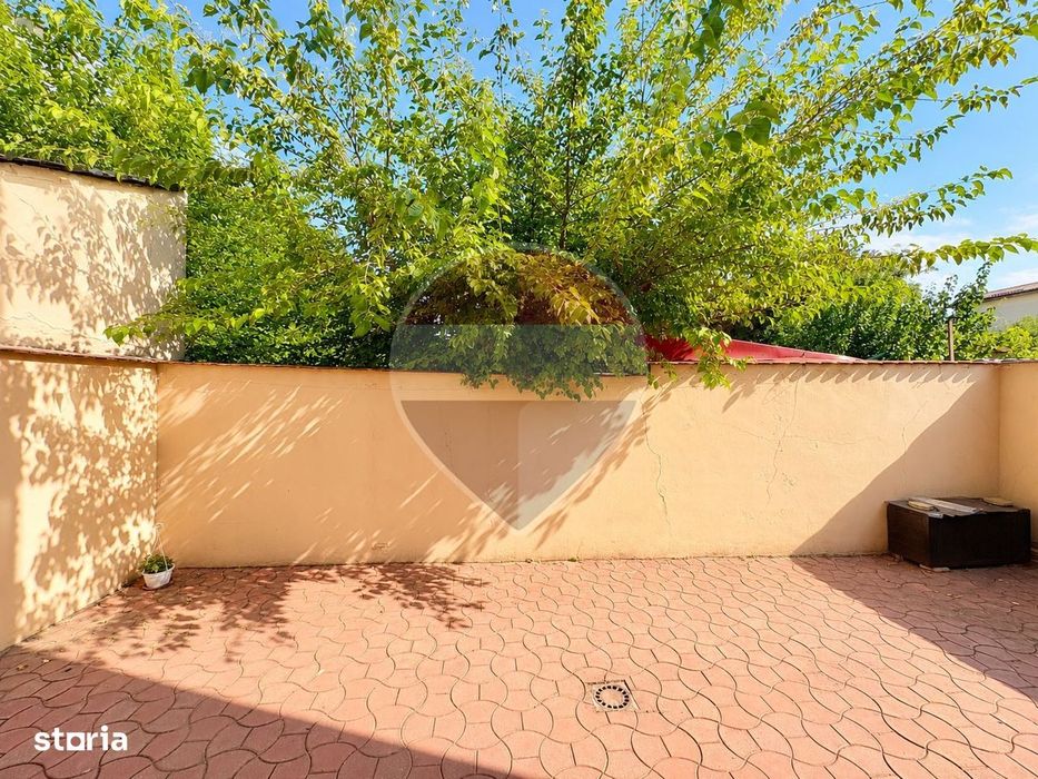 Apartament 3 camere, curte proprie 50 mp, bloc boutique 3 apartamente