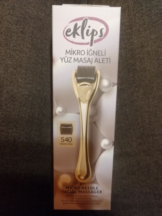 Ролер за лице с 540 микро игли
