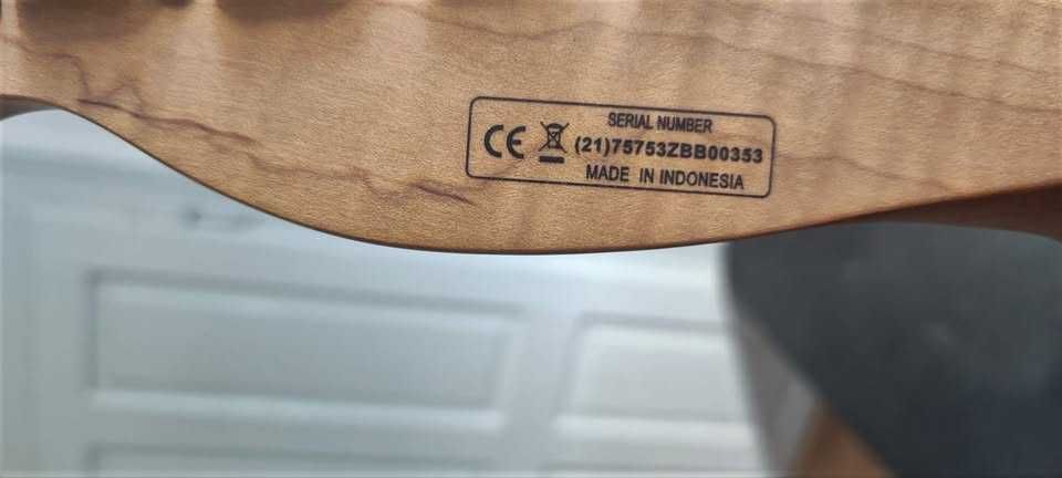 Chitara electrica Harley Benton Pro Series- cu upgrade