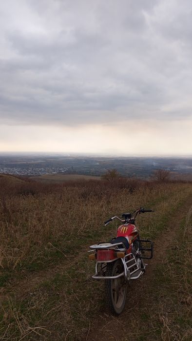 Продам мотоцикл Suzuki gsx 150