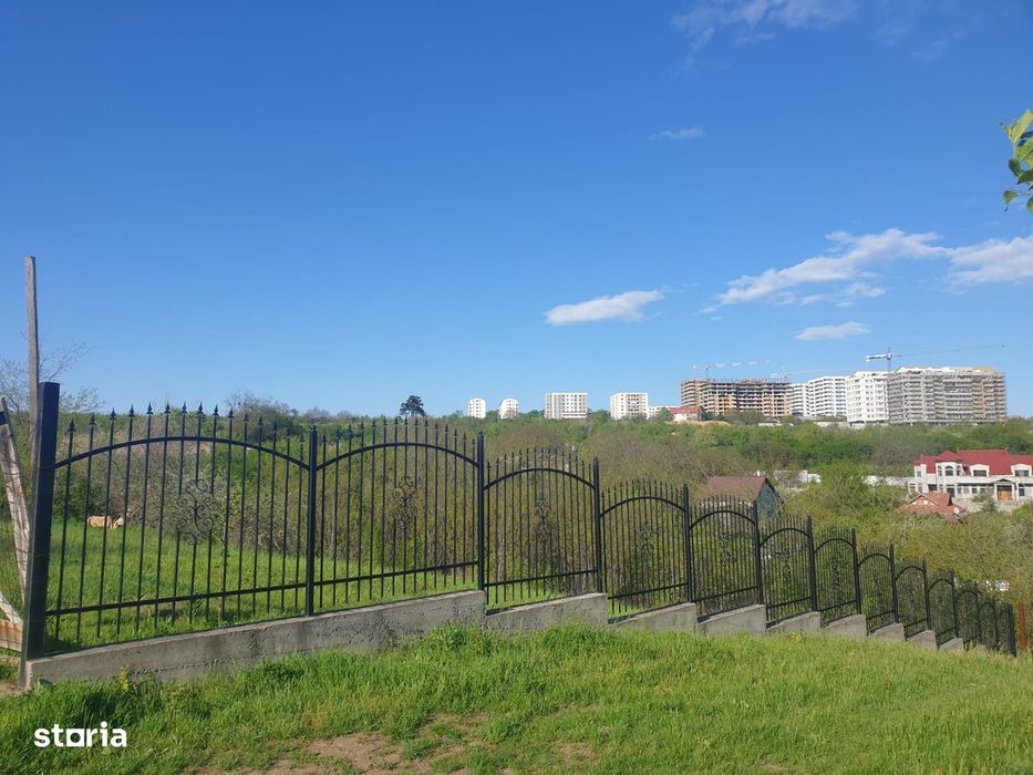 Teren intravilan IASI - COPOU - VITICULTORI -  in vecinatatea padurii