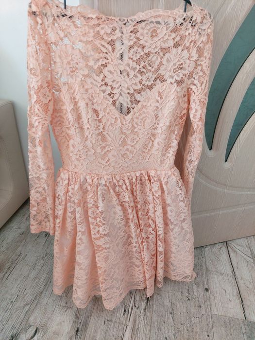 Официална рокля нова