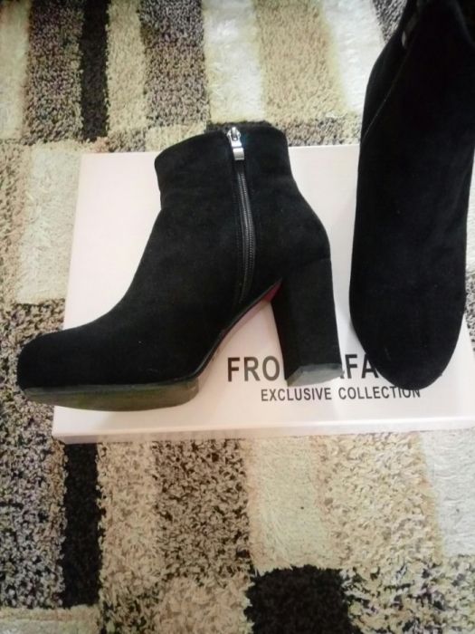 Замшевые полусапожки 36 размер