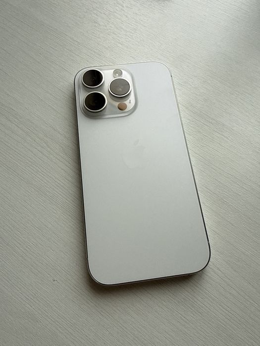 iPhone 16 pro 256gb